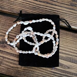 Elegant Shell Beaded Necklace